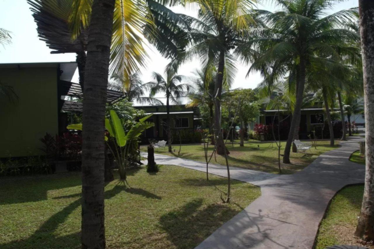 Casa Fina Fine Homes Pantai Cenang  Esterno foto